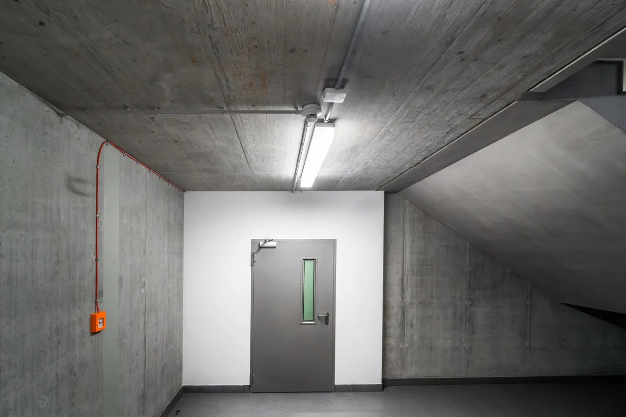 Acoustic sealant for residential soundproofing in Florida