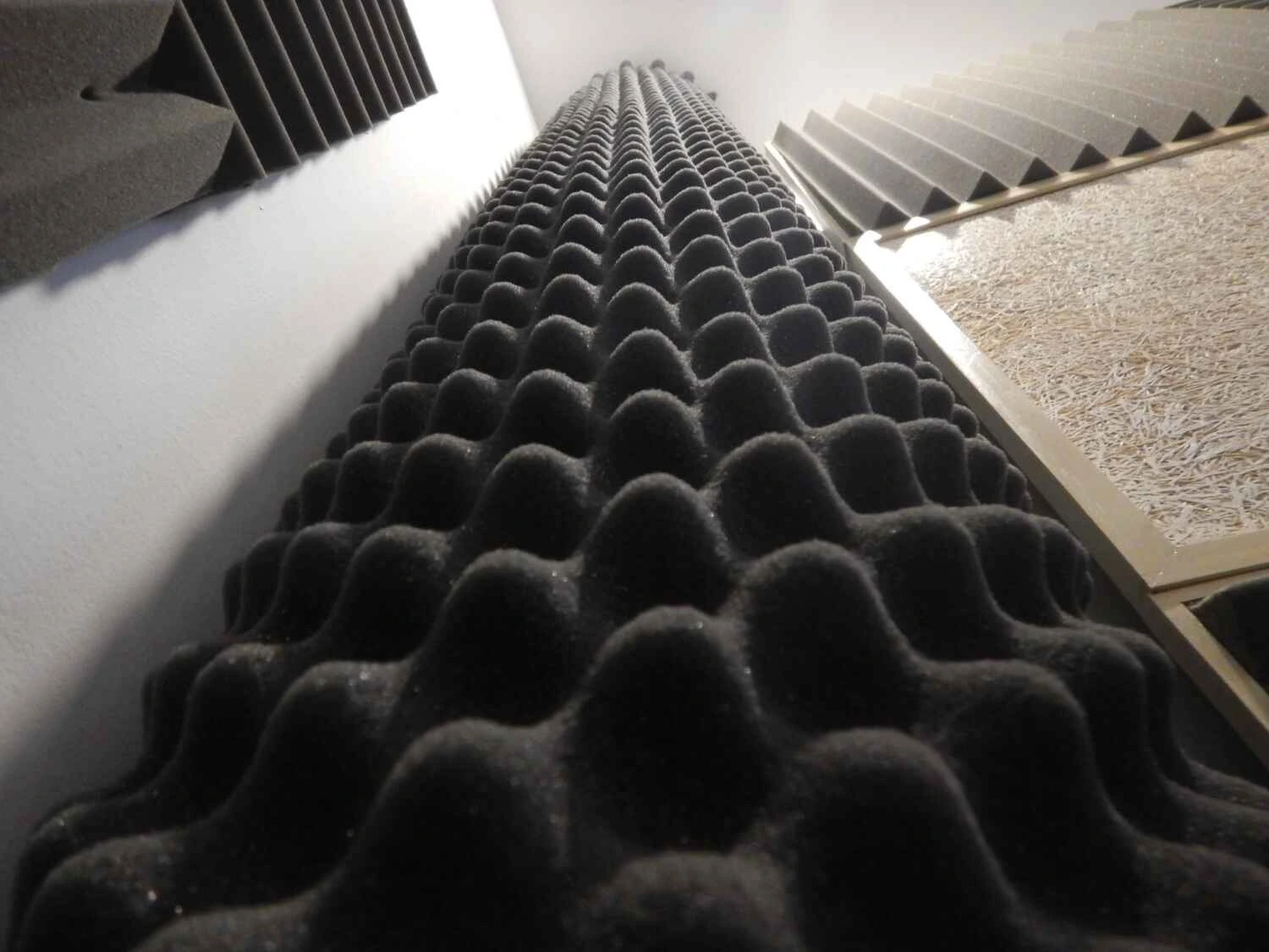 Wall soundproofing contractor Tampa
