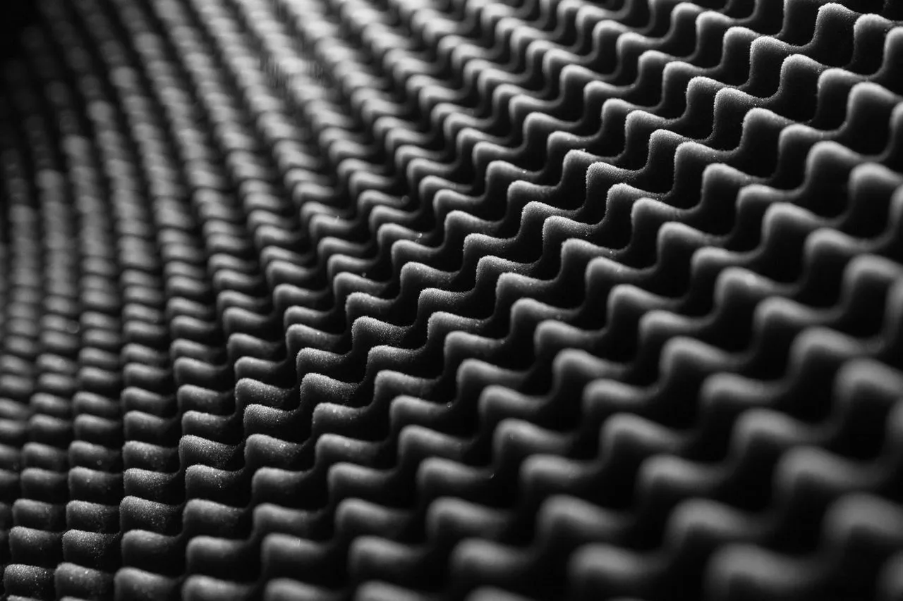 Professional room soundproofing consultation